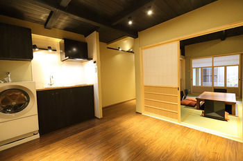 Ikken Machiya Satoi Tetsusen Omiya Gojo Apartment